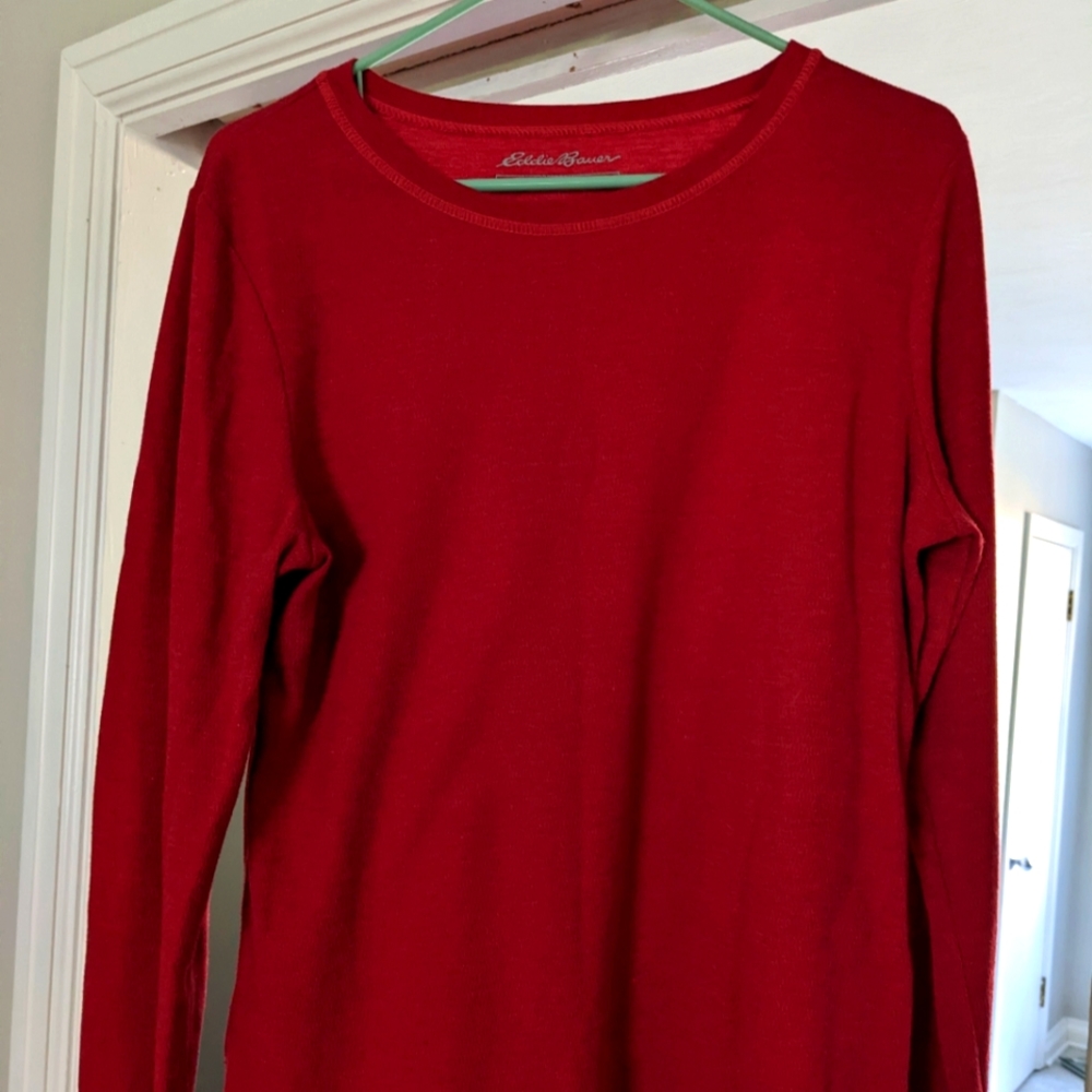 Eddie Bauer women's long sleeved tee